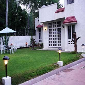 Vedanta Service Apartments, New Delhi 1